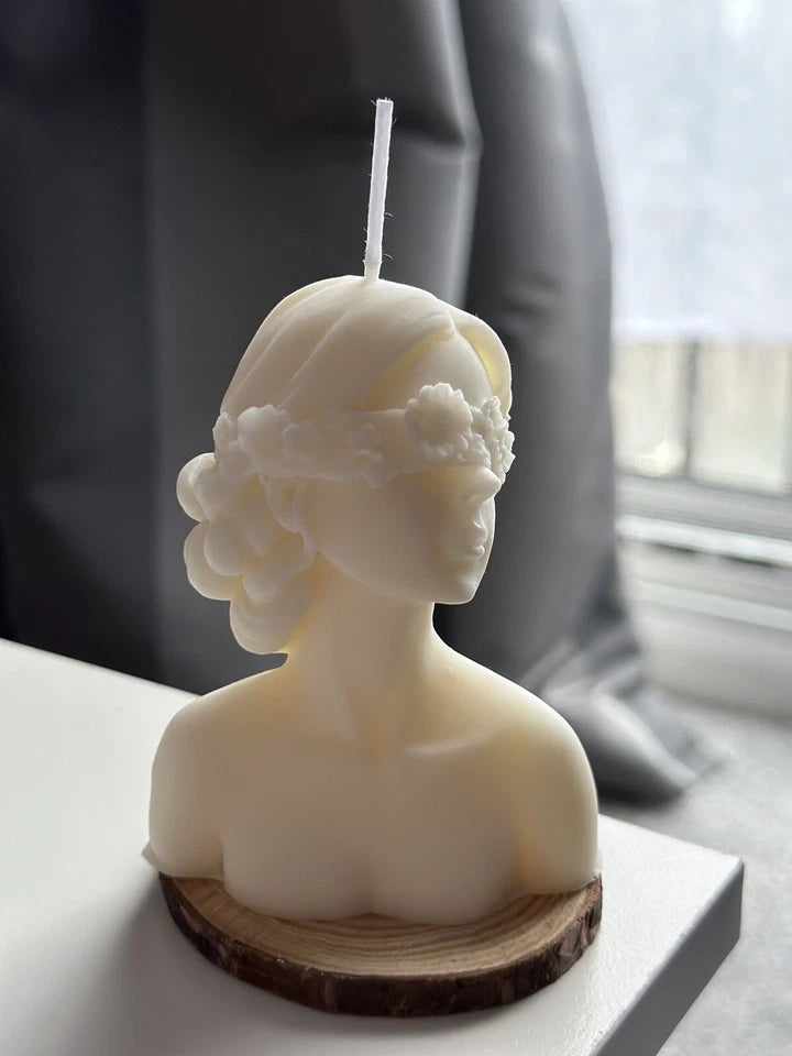 Elegant Sculpture Soy Wax Candle Set (Pack of 2) – Artistic Decorative Candles